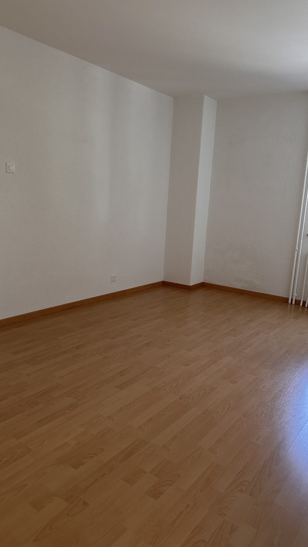 Pièce remise à neuf après nettoyage