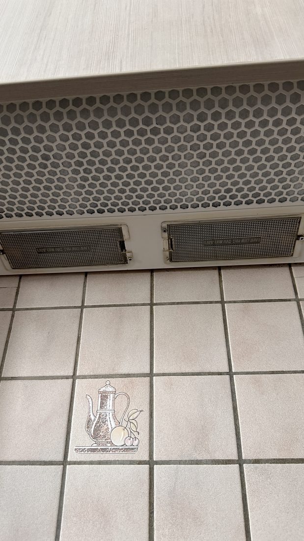 Radiateur et sol nettoyés